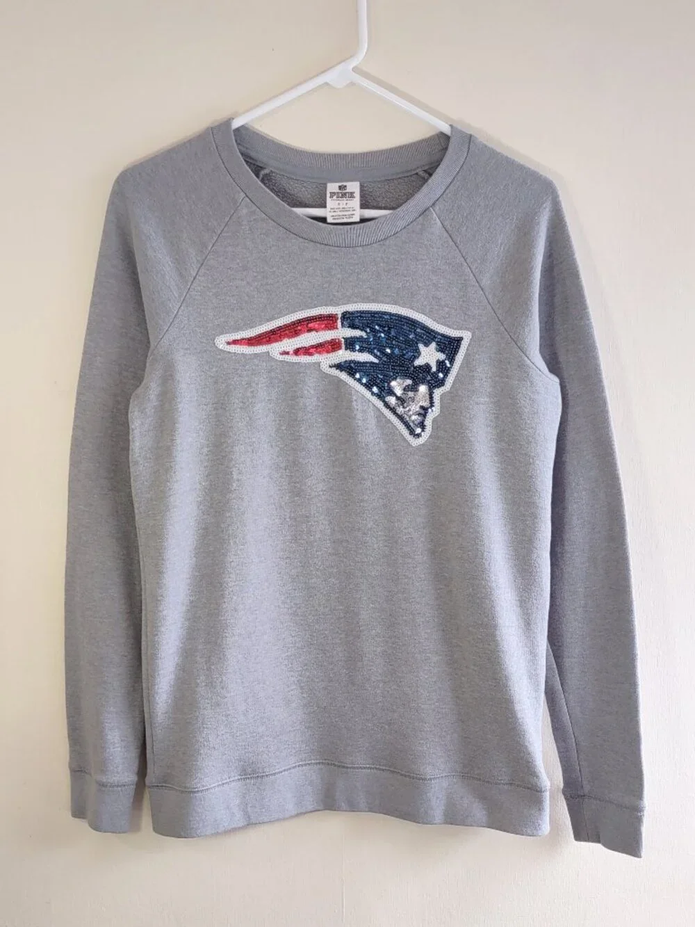 PINK Victoria Secret-NFL New England Patriots Sweatshirt Sz Small Bling Sequin - Picture 4 of 9